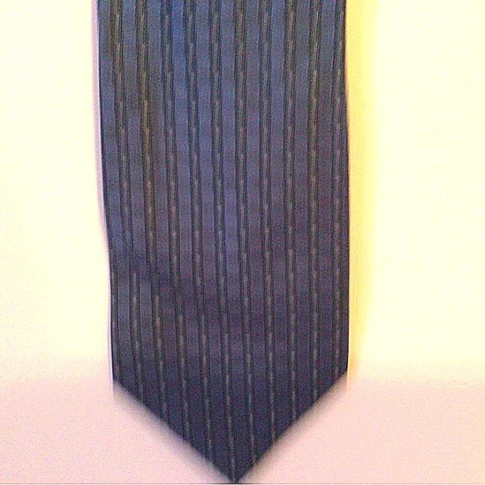 Calvin Klein Collection Blue Tie with Elegant Stripes NWT